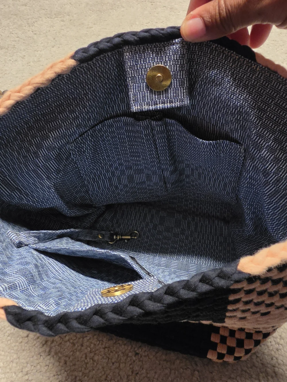 Nena & Co. Blush and Navy Blue Medium Hobo *Never Used*